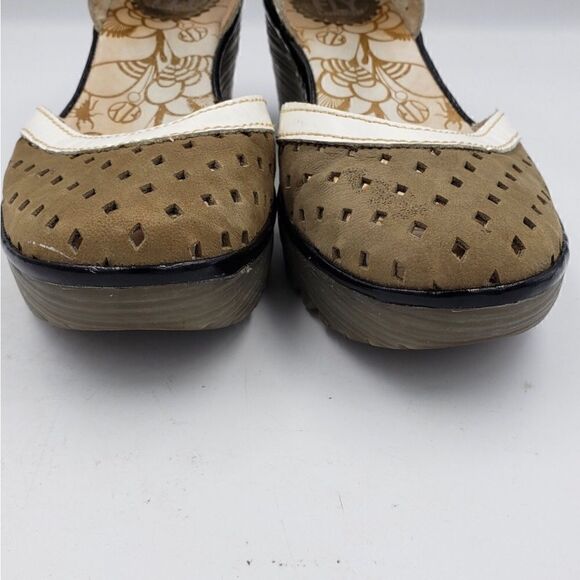 Fly London Wedge Closed Toe Sandal - Picture 3 of 13